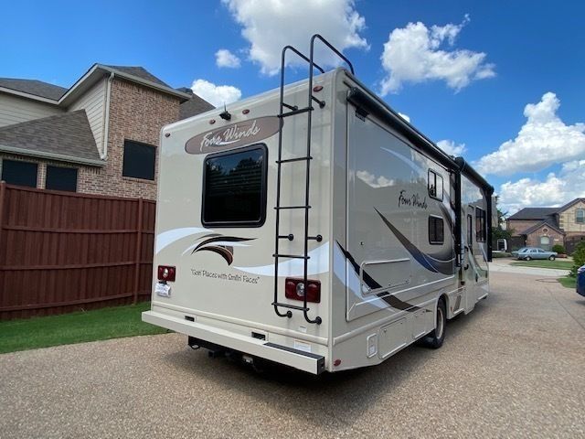 Photo 3 - 2019 Thor Motor Coach Class C Motorhome rental photo 5