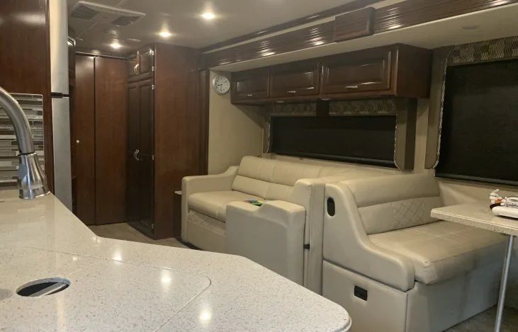 Photo 1 - 2018 Fleetwood Class A Motorhome rental photo 3