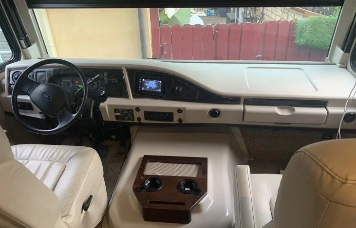 Photo 25 - 2018 Fleetwood Class A Motorhome rental photo 27