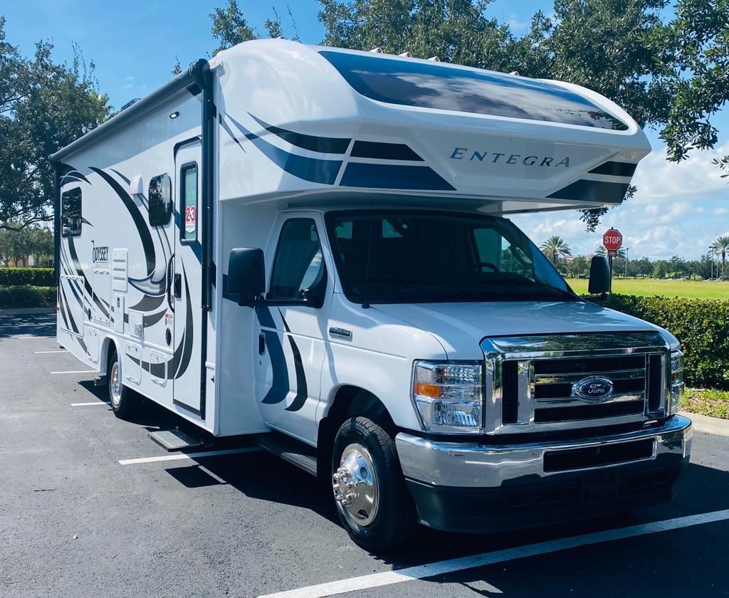 Photo 3 - 2021 Entegra Coach Class C Motorhome rental photo 5