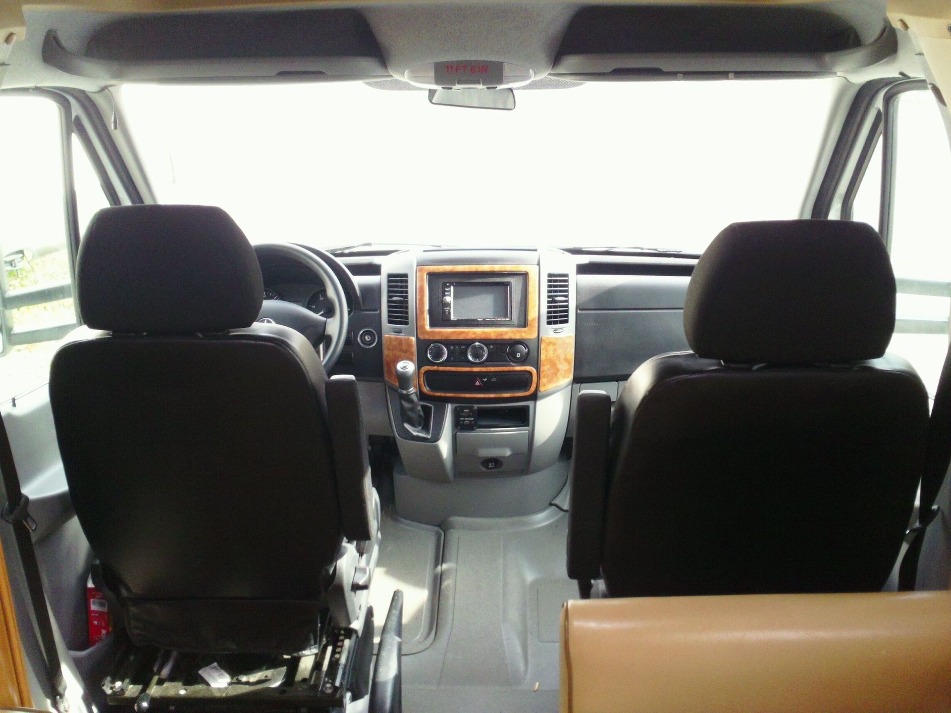 Photo 21 - 2016 Thor Class C Motorhome rental photo 23