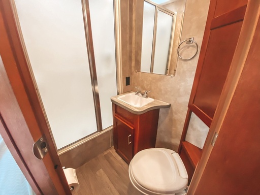 2019 Winnebago Minnie Winnie Class C Motorhome for rent in West Covina, CA