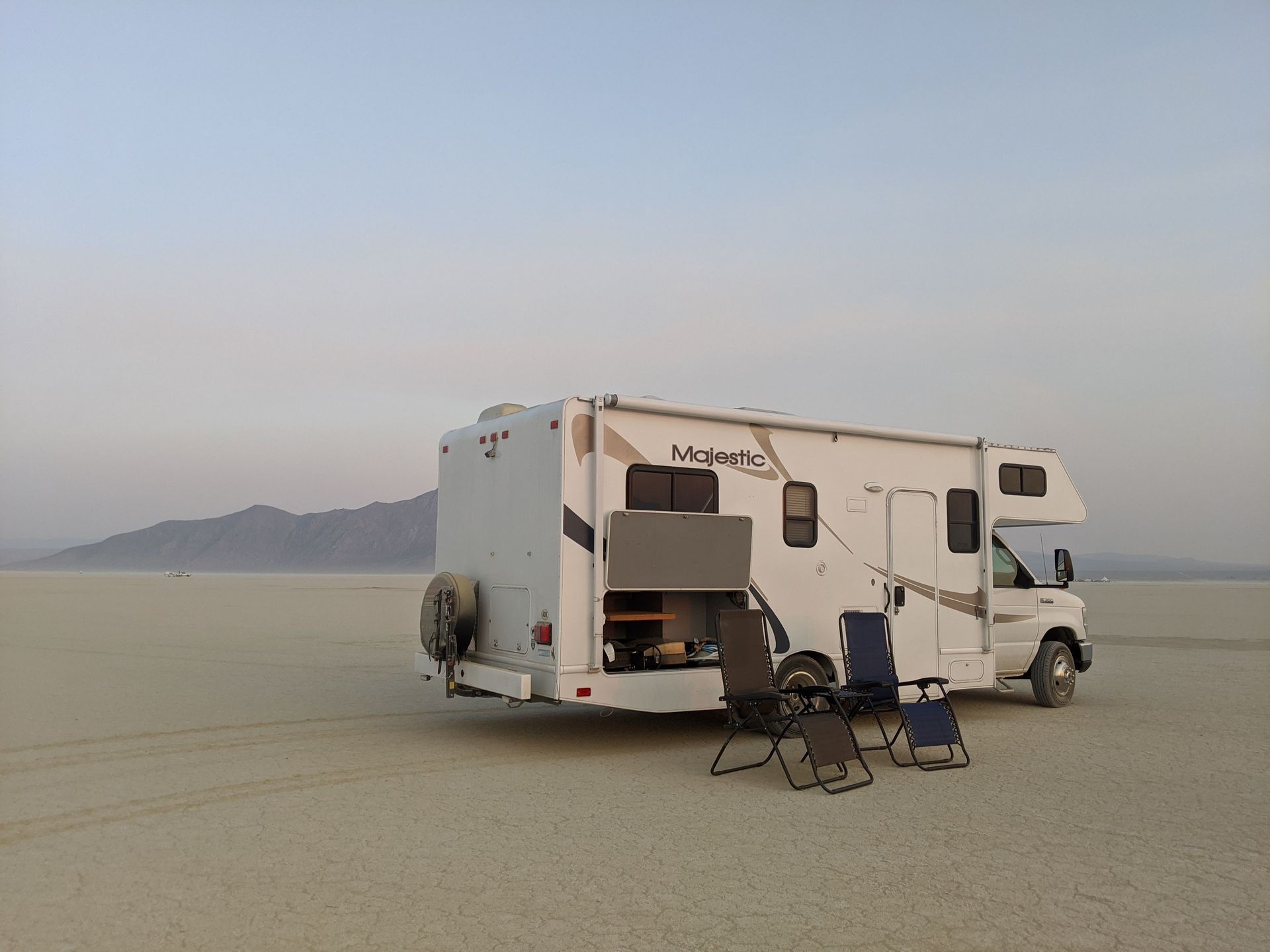 Photo 2 - 2012 Thor Motor Coach Class C Motorhome rental photo 4
