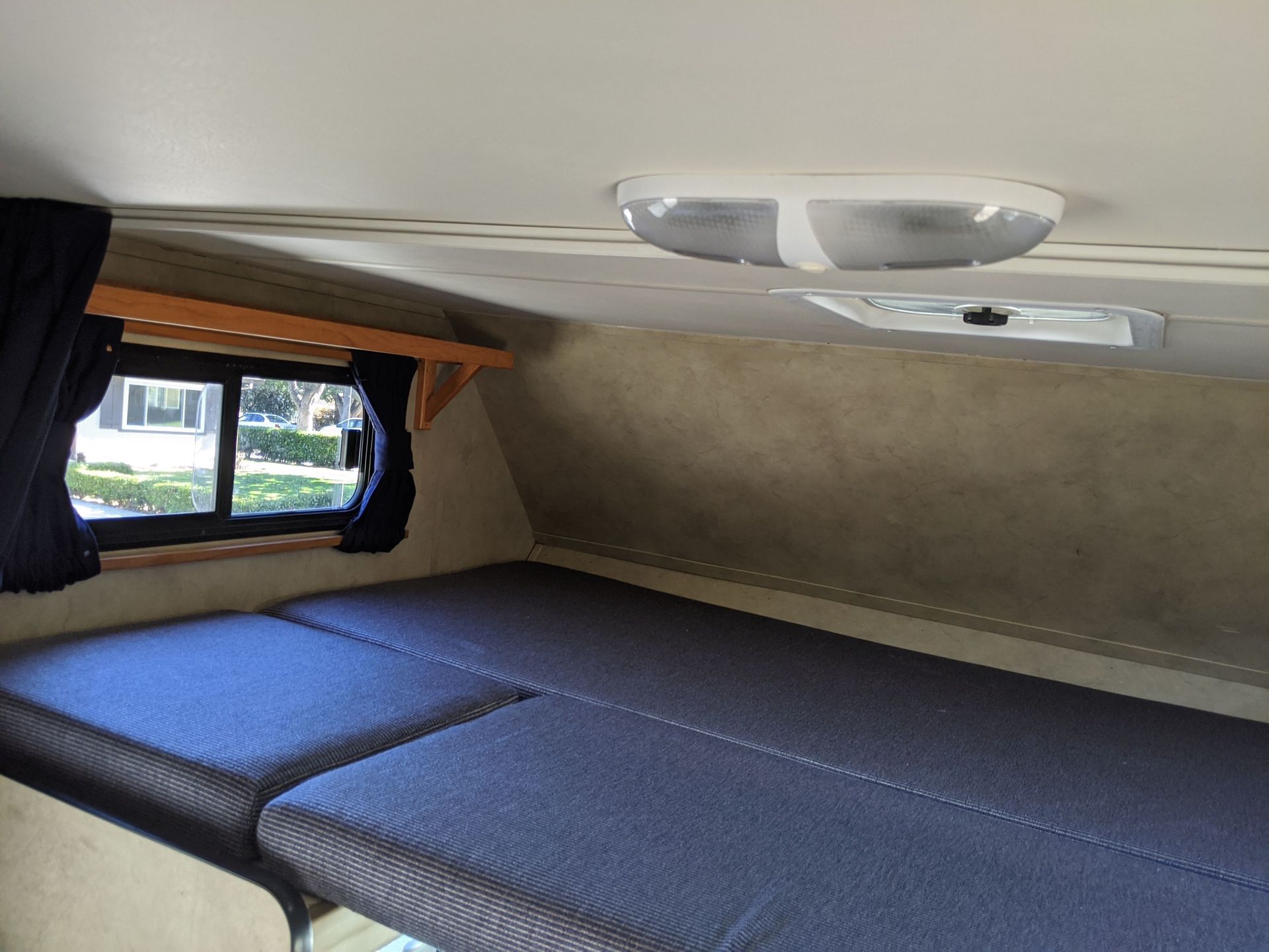 Photo 3 - 2012 Thor Motor Coach Class C Motorhome rental photo 5