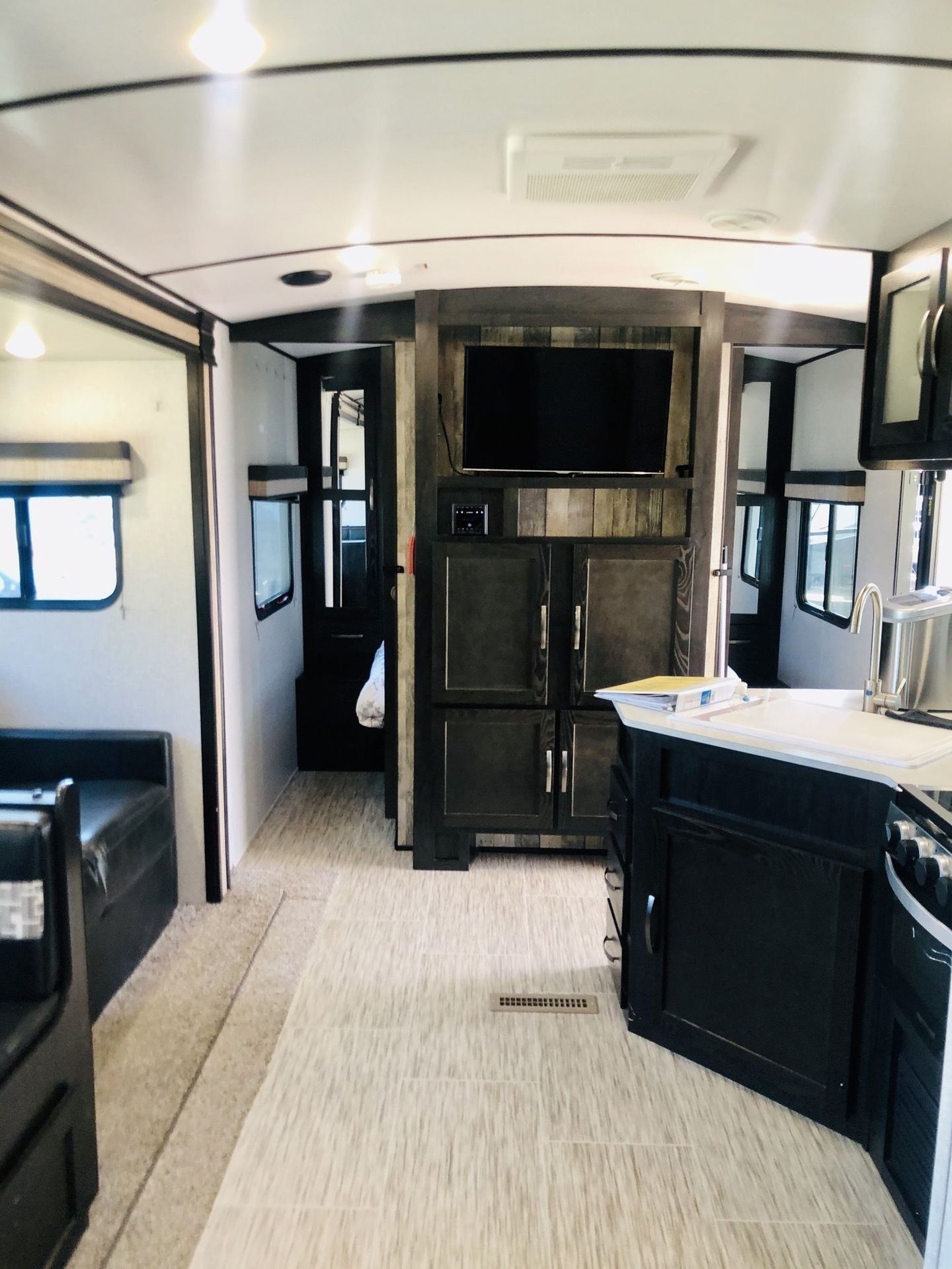 Photo 4 - 2020 Forest River Travel Trailer rental photo 6