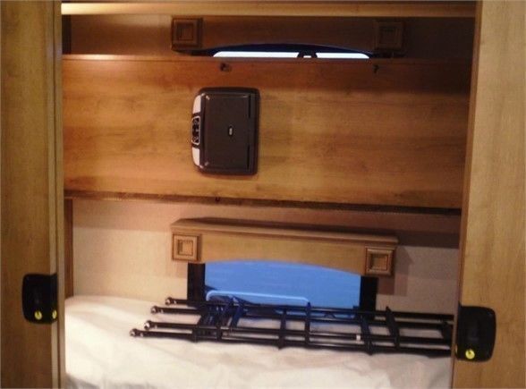 Photo 20 - 2019 Holiday  Rambler Class A Motorhome rental photo 22