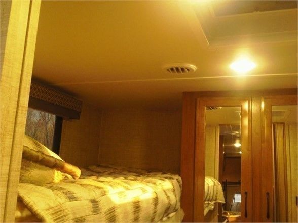 Photo 3 - 2020 Gulf Stream Class C Motorhome rental photo 5