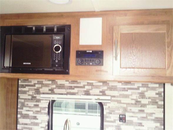 Photo 11 - 2020 Gulf Stream Travel Trailer rental photo 13