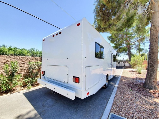 2016 Thor Motor Coach Four Winds Class C Motorhome for rent in Las Vegas, NV