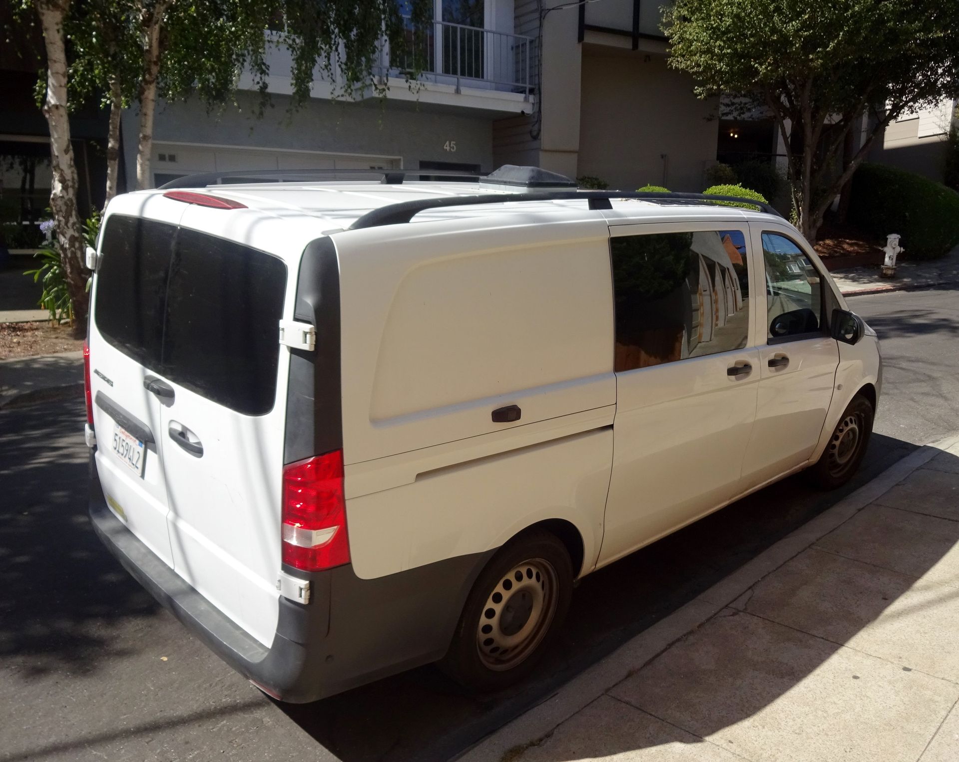 Photo 3 - 2016 Mercedes-Benz Other rental photo 5