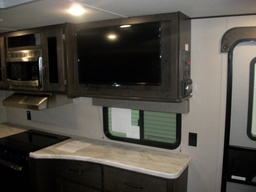 Photo 2 thumbnail 4