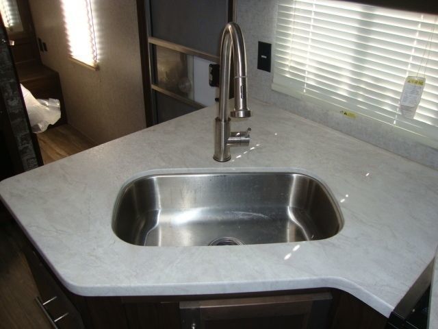 Photo 14 - 2018 Cherokee Travel Trailer rental photo 16