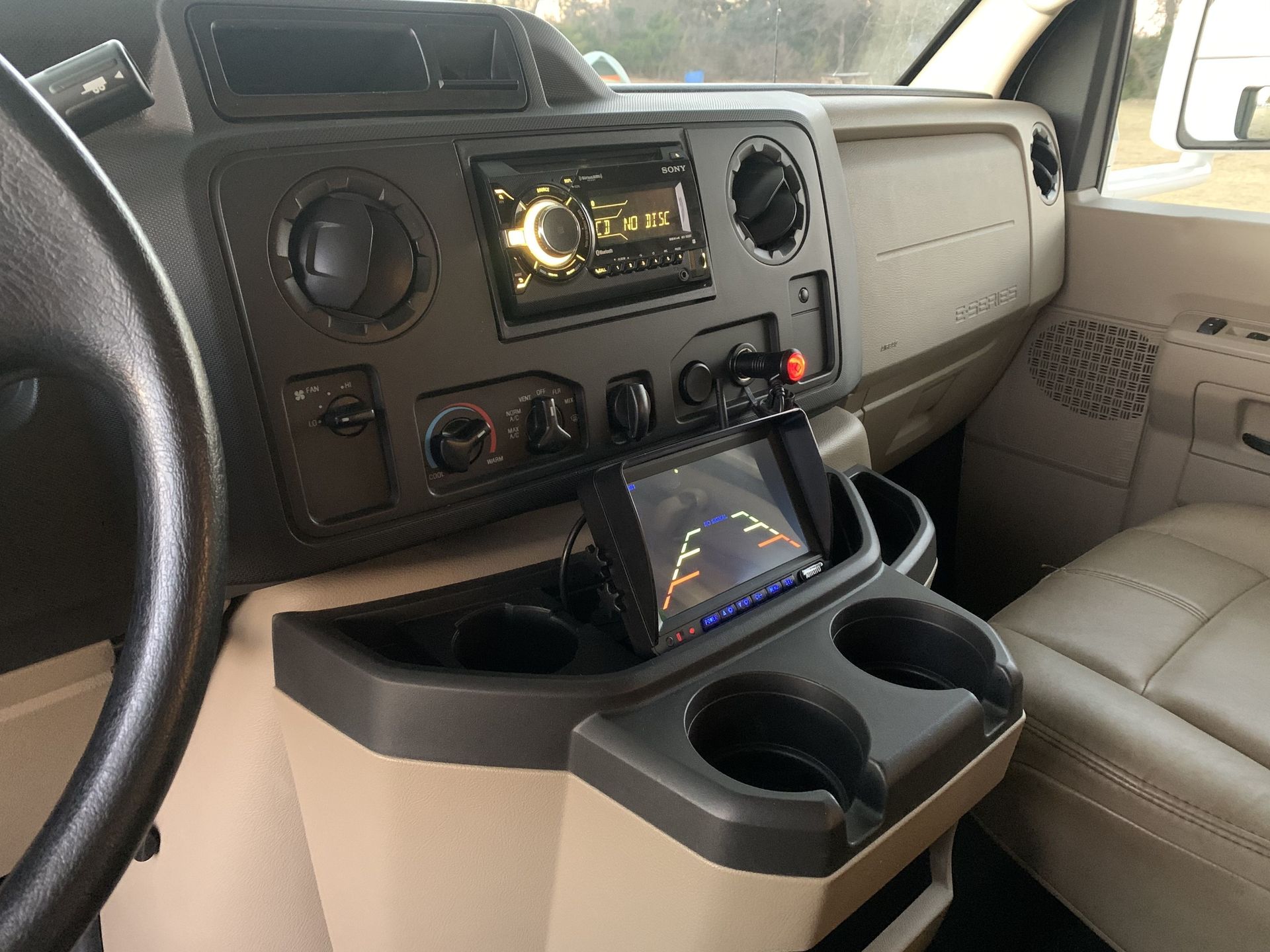 Photo 4 - 2019 Thor Class C Motorhome rental photo 6