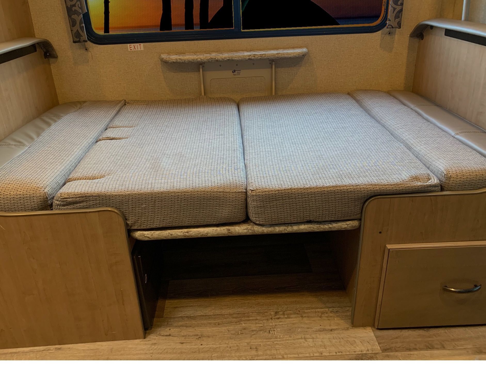 Photo 19 - 2019 Thor Class C Motorhome rental photo 21