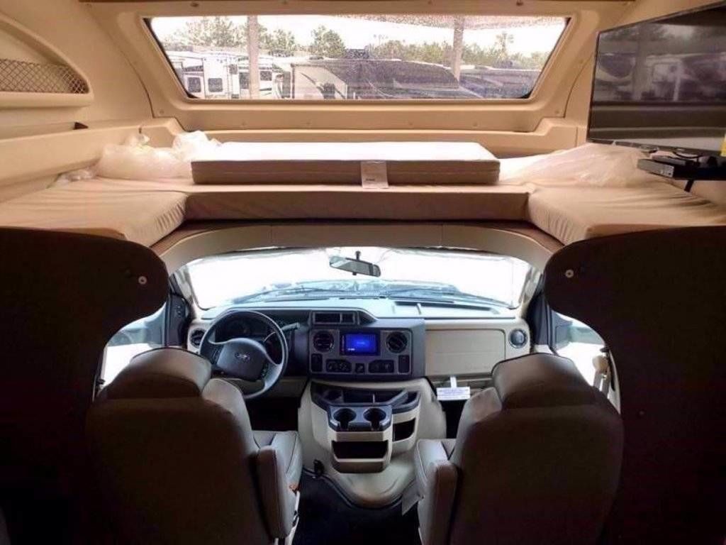 Photo 9 - 2020 Jayco Class C Motorhome rental photo 11
