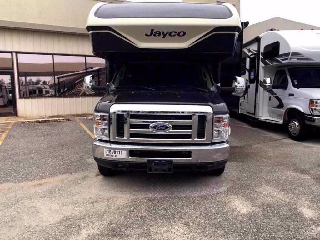 Photo 17 - 2020 Jayco Class C Motorhome rental photo 19
