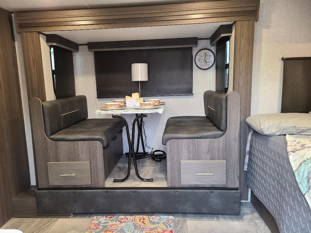 Photo 2 - 2021 Dutchmen Travel Trailer rental photo 4