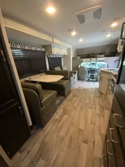 Photo 9 - 2021 Jayco Class C Motorhome rental photo 11