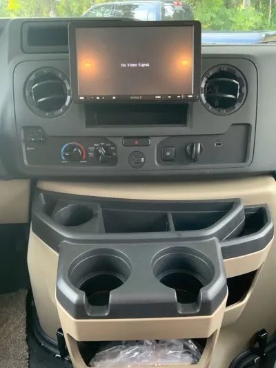 Photo 13 - 2021 Jayco Class C Motorhome rental photo 15