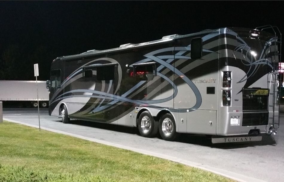 Photo 3 - 2016 Thor Motor Coach Class A Motorhome rental photo 5
