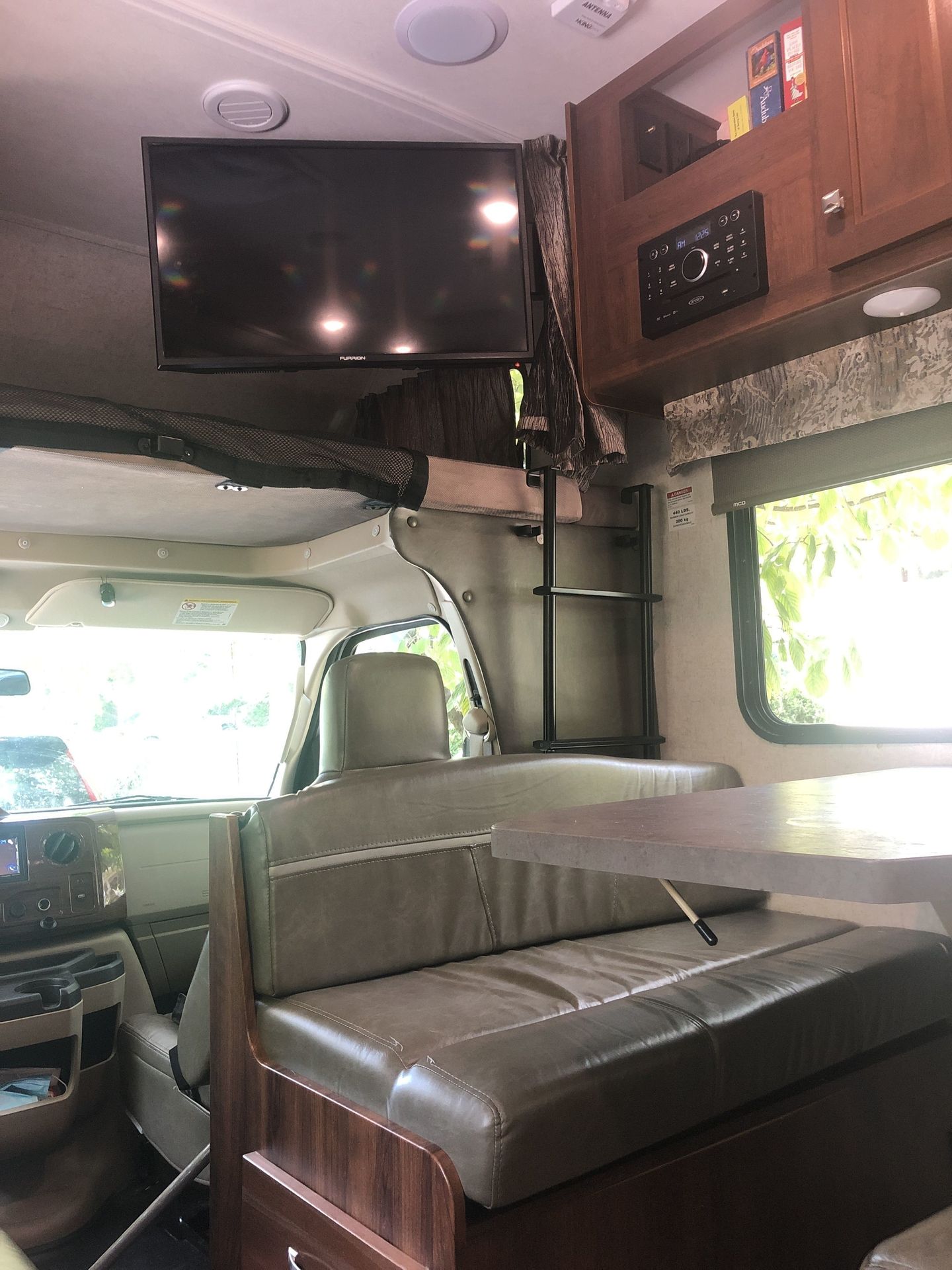Photo 6 - 2017 Forest River Class C Motorhome rental photo 8
