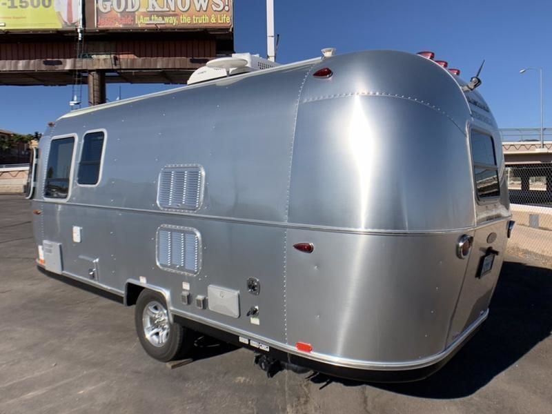 Photo 16 - 2019 Airstream Travel Trailer rental photo 18