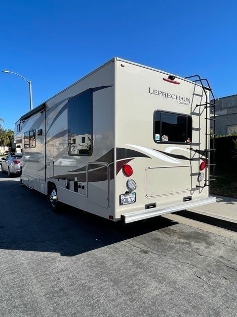 Photo 10 - 2018 Coachmen Class C Motorhome rental photo 12