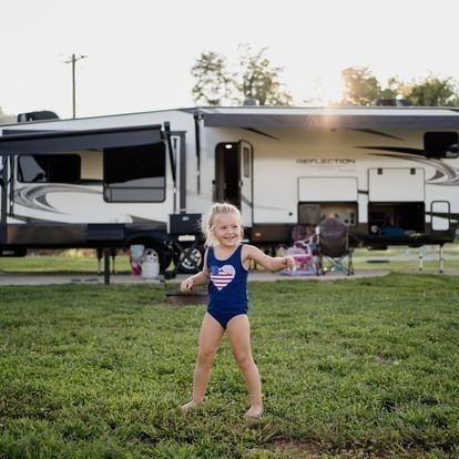 Photo 0 - 2020 Grand Design Fifth Wheel rental photo 2