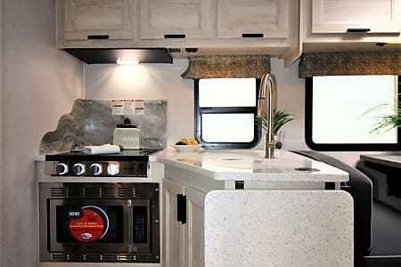 Photo 11 - 2021 Forest River Class C Motorhome rental photo 13
