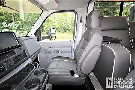 Photo 16 - 2021 Forest River Class C Motorhome rental photo 18