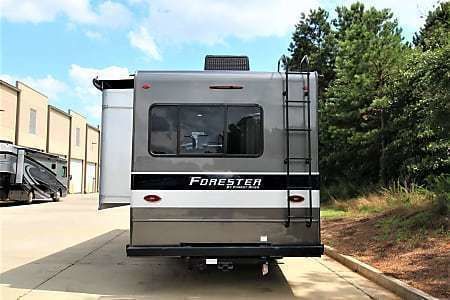 Photo 18 - 2021 Forest River Class C Motorhome rental photo 20