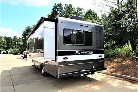 Photo 27 - 2021 Forest River Class C Motorhome rental photo 29