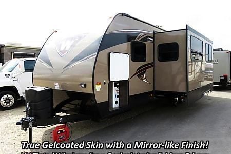 Photo 5 - 2017 Winnebago Travel Trailer rental photo 7