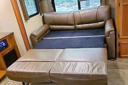 Photo 2 - 2017 Starcraft Travel Trailer rental photo 4