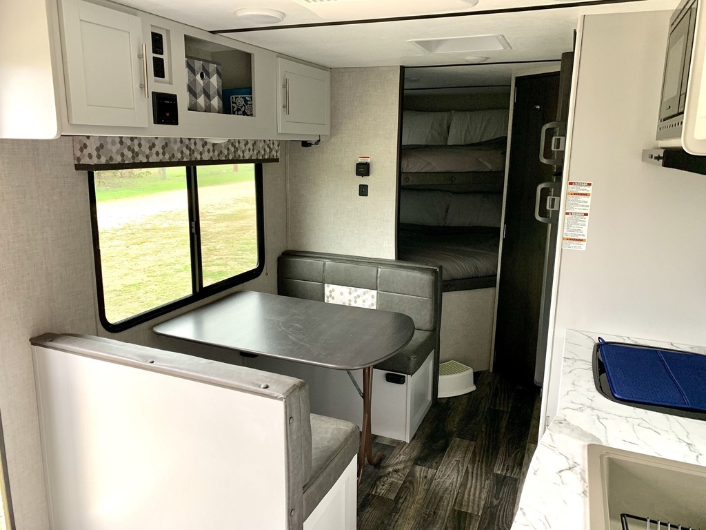 Photo 13 - 2020 Keystone Travel Trailer rental photo 15