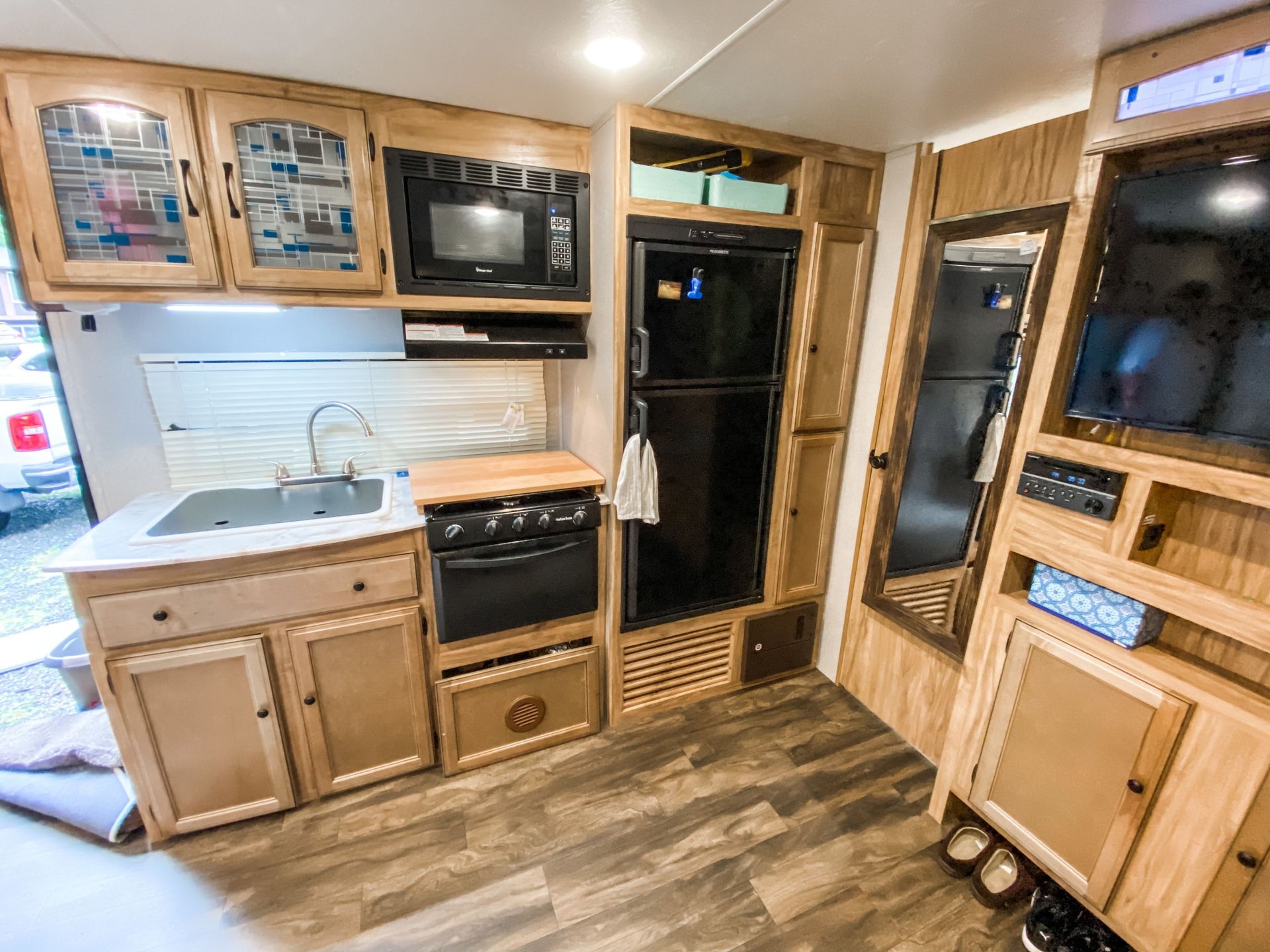 Photo 8 - 2018 Coachmen Travel Trailer rental photo 10
