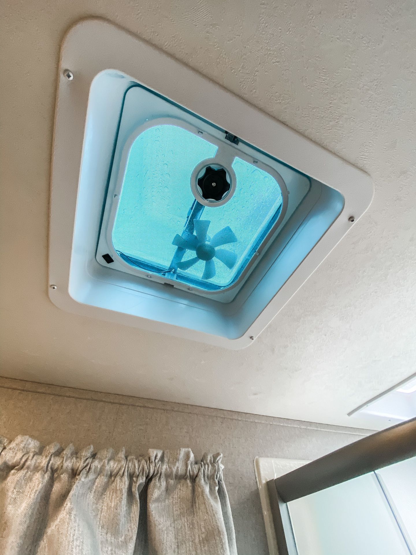Photo 24 - 2018 Coachmen Travel Trailer rental photo 26