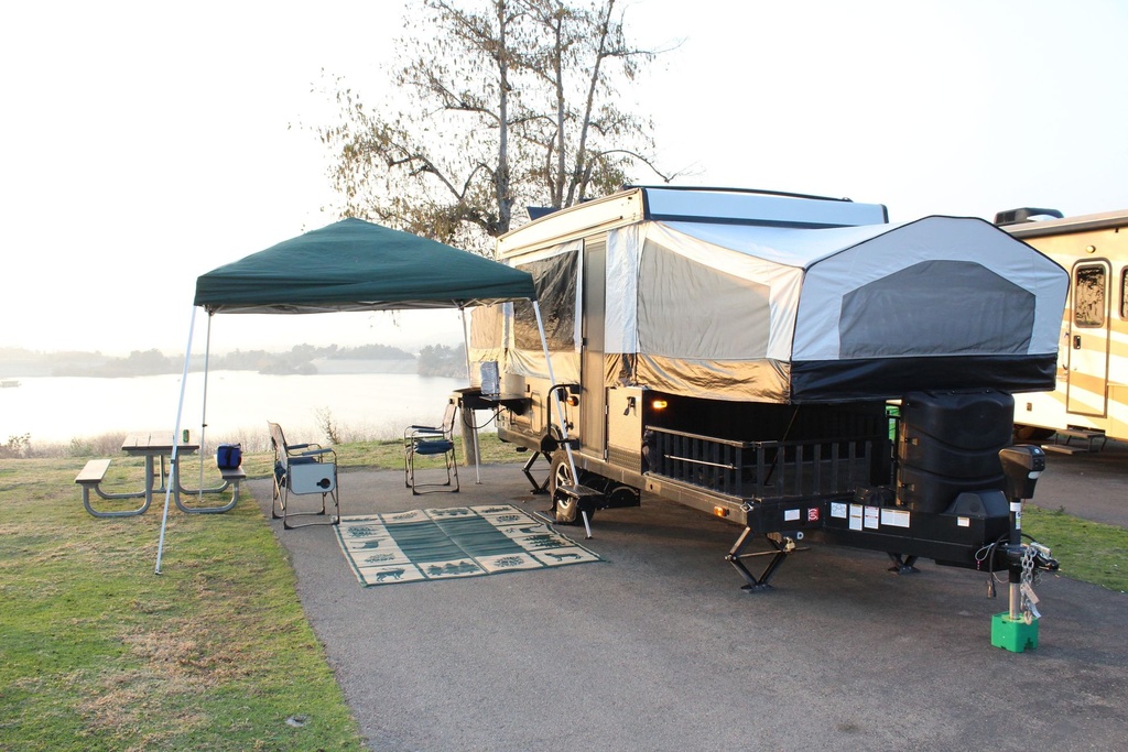 Photo 0 - 2017 Rockwood Pop-up Camper rental photo 2
