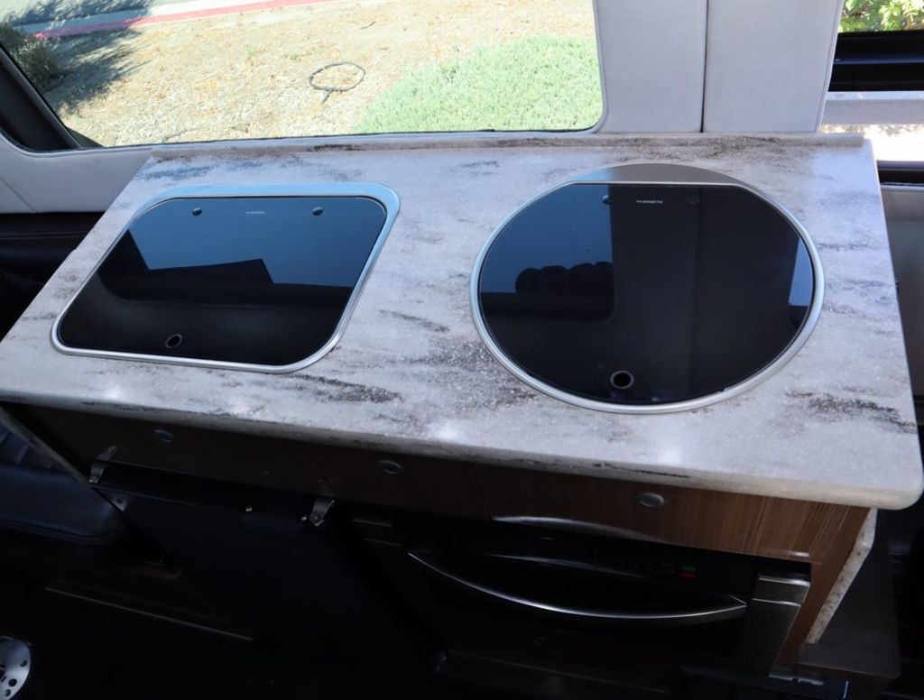 Photo 9 - 2019 Airstream Class B Motorhome rental photo 11