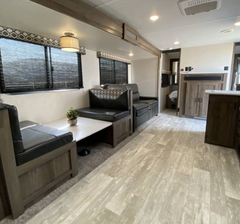 Photo 7 - 2020 Prime Time Travel Trailer rental photo 9