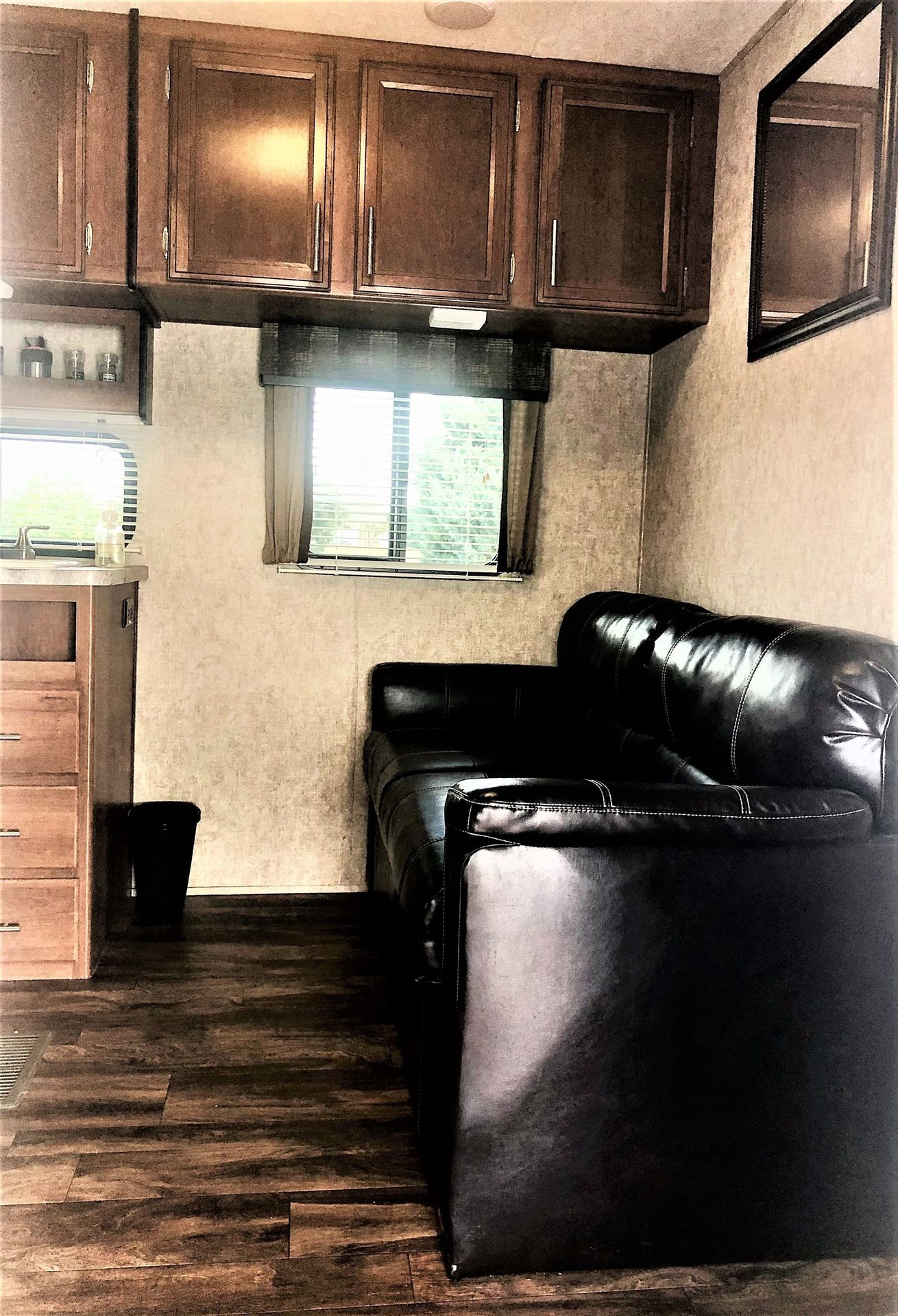 Photo 4 - 2017 Prime Time Travel Trailer rental photo 6