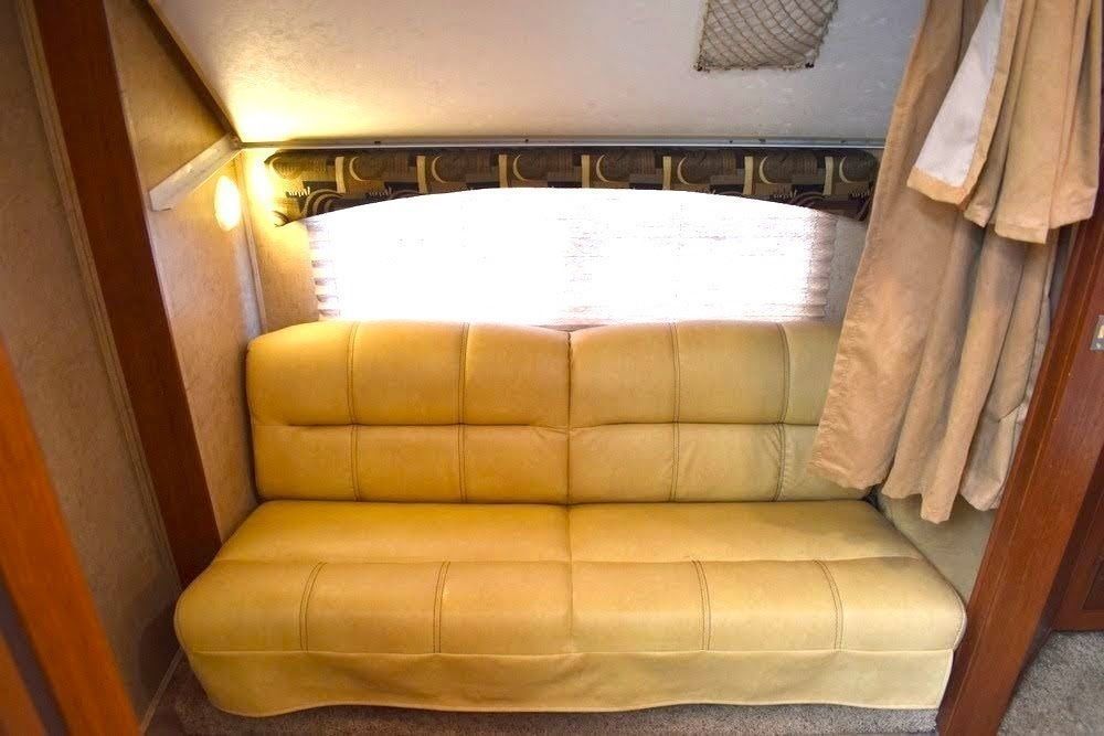 Photo 3 - 2015 Forest River Class C Motorhome rental photo 5