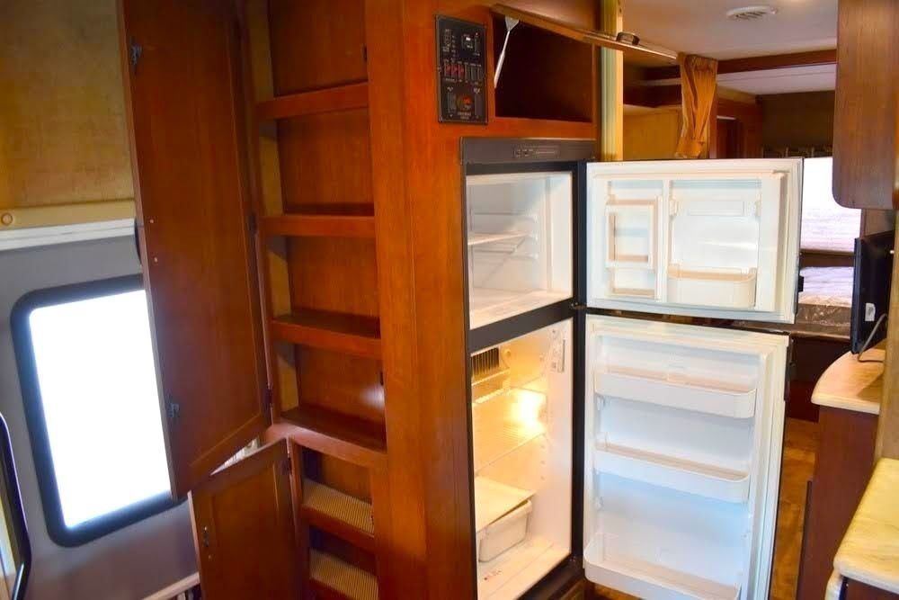 Photo 4 - 2015 Forest River Class C Motorhome rental photo 6