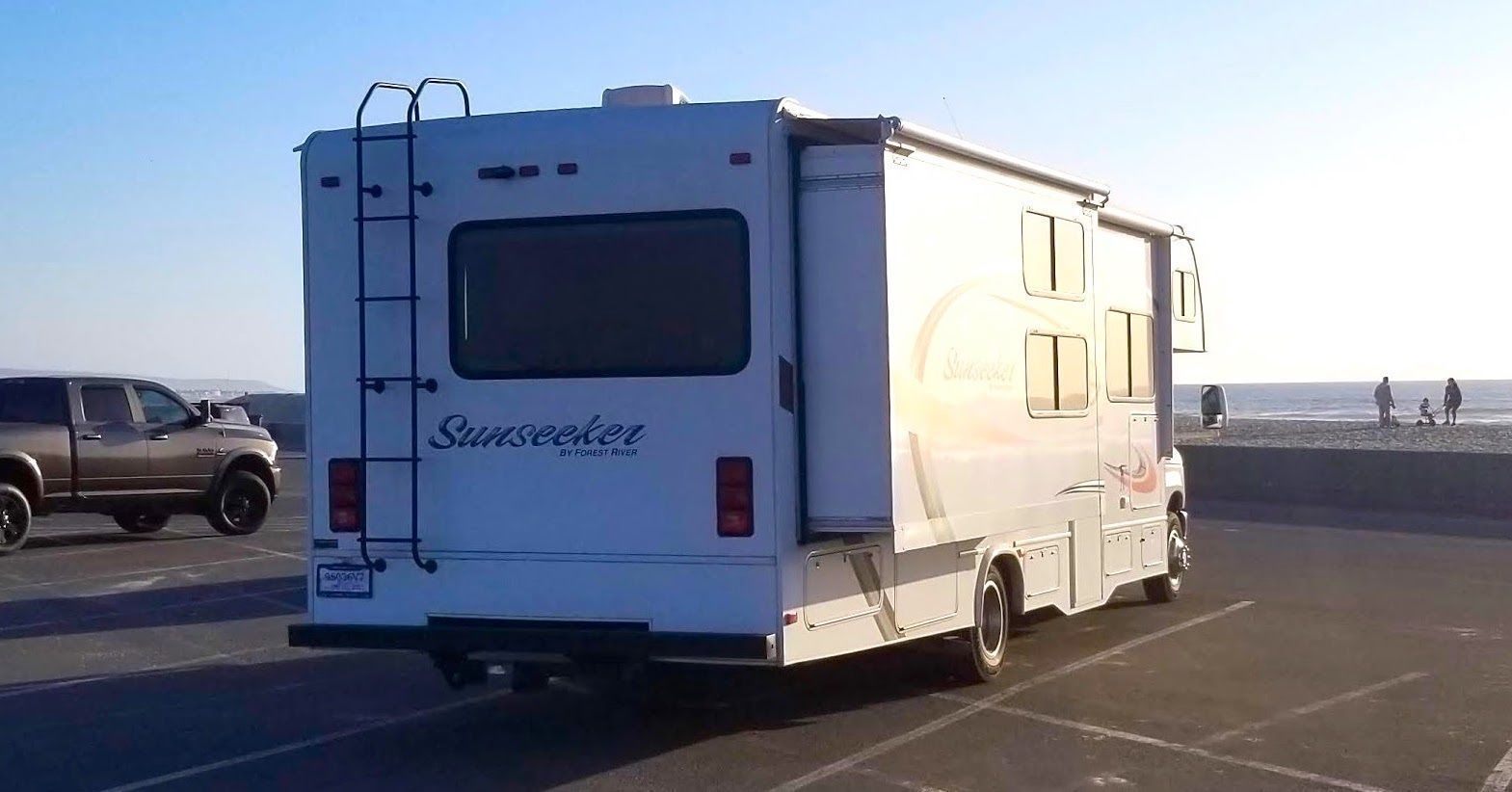 Photo 9 - 2015 Forest River Class C Motorhome rental photo 11