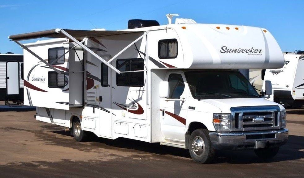 Photo 10 - 2015 Forest River Class C Motorhome rental photo 12