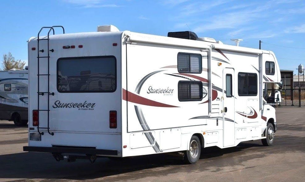 Photo 32 - 2015 Forest River Class C Motorhome rental photo 34
