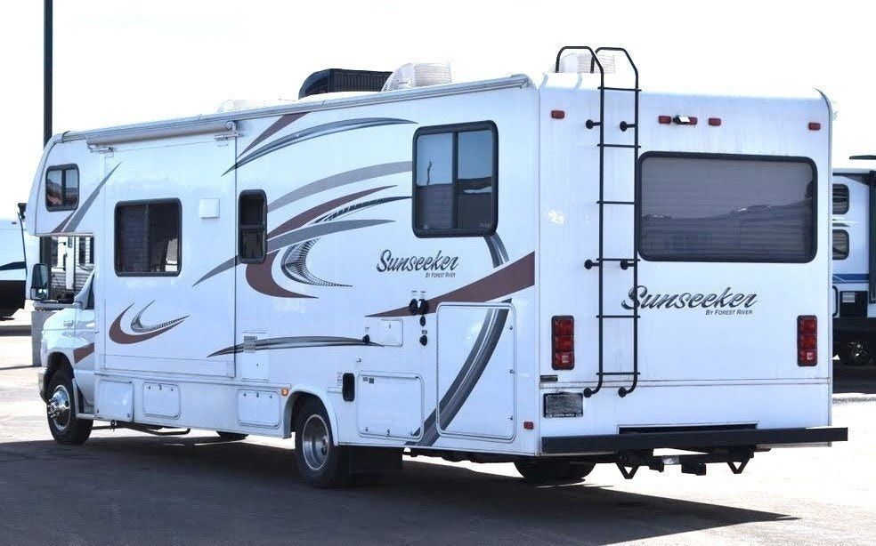 Photo 33 - 2015 Forest River Class C Motorhome rental photo 35