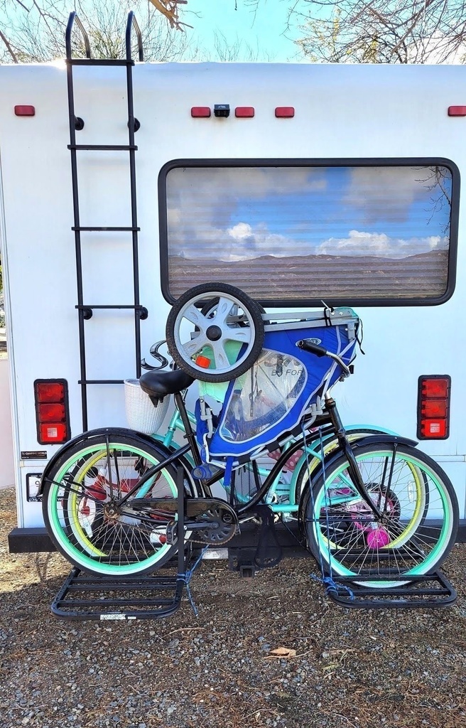 Photo 37 - 2015 Forest River Class C Motorhome rental photo 39