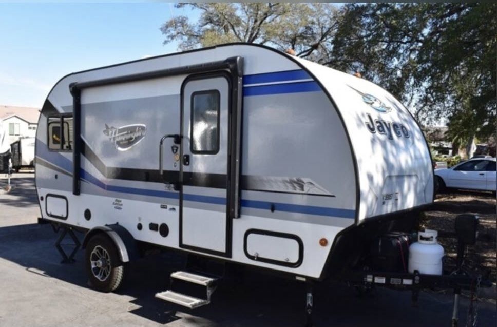 Photo 3 - 2019 Jayco Travel Trailer rental photo 5