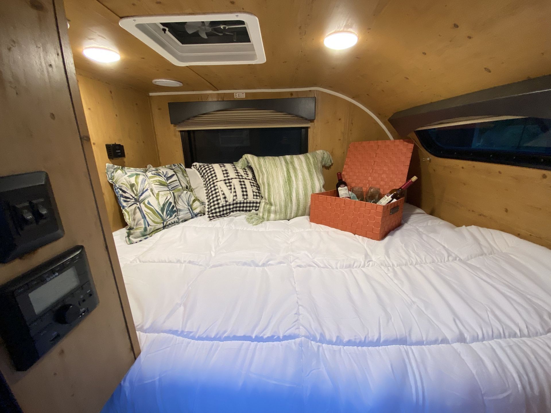 Photo 17 - 2020 Sunset Park Rv Travel Trailer rental photo 19